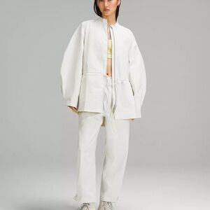 Lululemon Cinch-Waist Stretch Shirt Jacket in Bone